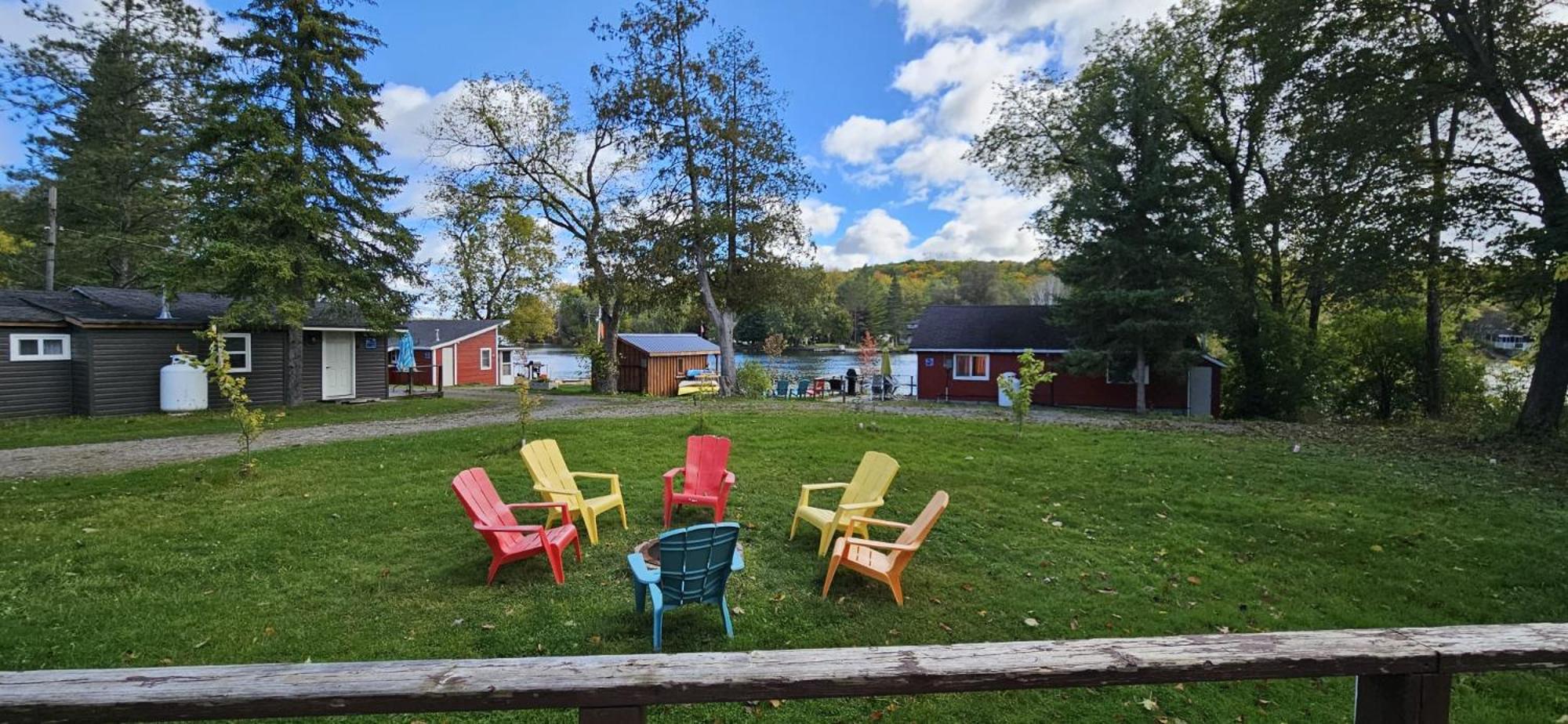 Trent River Cottages Hastings Exteriör bild